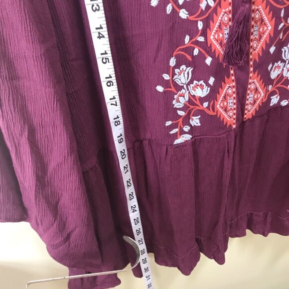 C Est 1946 NEW Boho Embroidery Floral Top Tee Bell Sleeves Shirt Lightweight 24W - Picture 14 of 15